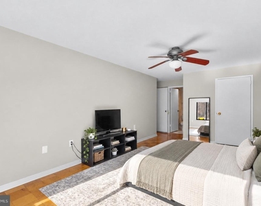 2501 Calvert Street Nw - Photo Thumbnail 8