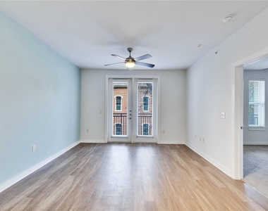 1900 Barton Springs Rd - Photo Thumbnail 7