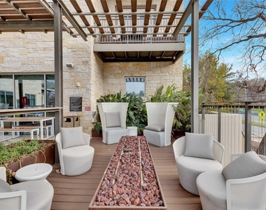 1900 Barton Springs Rd - Photo Thumbnail 23