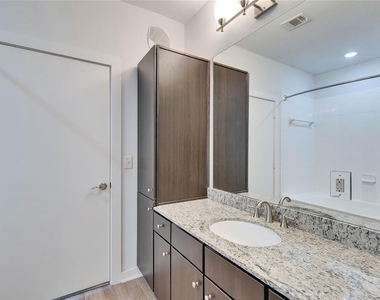 1900 Barton Springs Rd - Photo Thumbnail 13