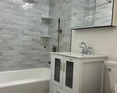4200 Cathedral Avenue Nw - Photo Thumbnail 12