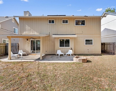 9809 Meadowheath Dr - Photo Thumbnail 25