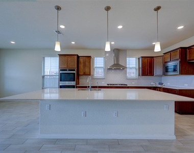 11007 Strawberry Roan Dr - Photo Thumbnail 5