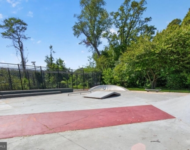 4929 Macarthur Boulevard Nw - Photo Thumbnail 34