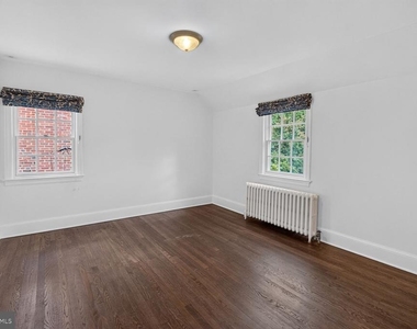 4929 Macarthur Boulevard Nw - Photo Thumbnail 15