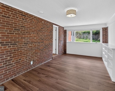 4929 Macarthur Boulevard Nw - Photo Thumbnail 11
