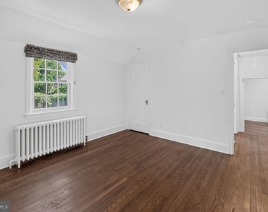 4929 Macarthur Boulevard Nw - Photo Thumbnail 17