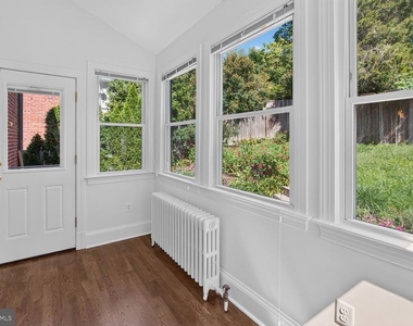4929 Macarthur Boulevard Nw - Photo Thumbnail 9
