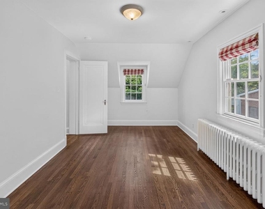 4929 Macarthur Boulevard Nw - Photo Thumbnail 18