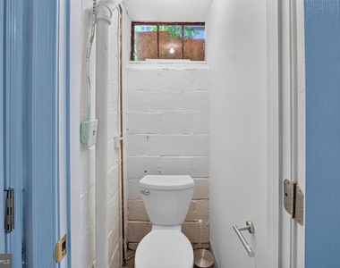 4929 Macarthur Boulevard Nw - Photo Thumbnail 23