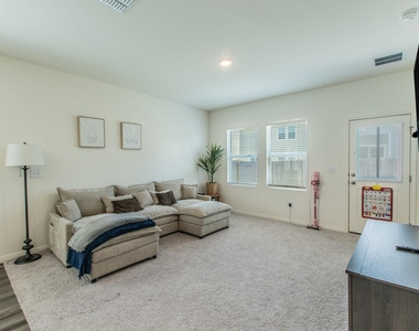 209 Dirty Harry Dr - Photo Thumbnail 1