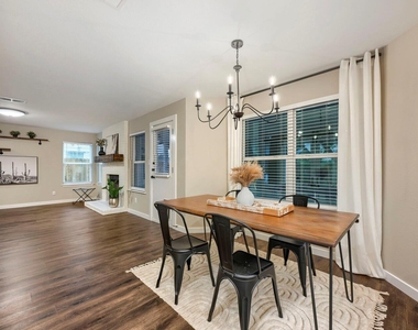 13104 Tilder Dr - Photo Thumbnail 12