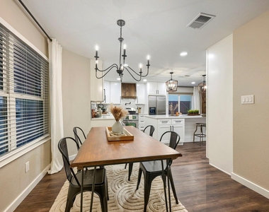 13104 Tilder Dr - Photo Thumbnail 13