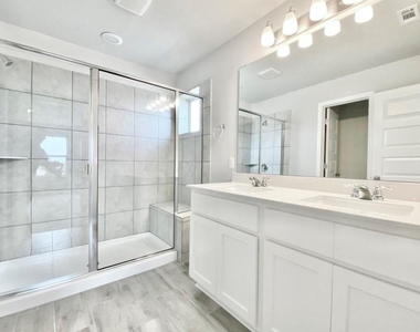 2525 Pecan Island Dr - Photo Thumbnail 27