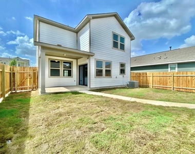 2525 Pecan Island Dr - Photo Thumbnail 32