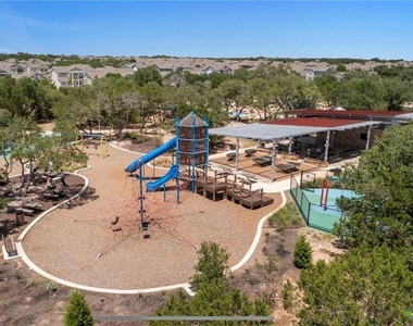 2525 Pecan Island Dr - Photo Thumbnail 39