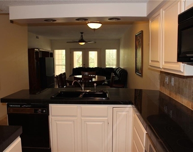 3404 American Dr - Photo Thumbnail 3