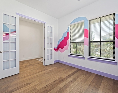 1105 Lickety Ln - Photo Thumbnail 21