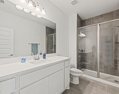 1105 Lickety Ln - Photo Thumbnail 25