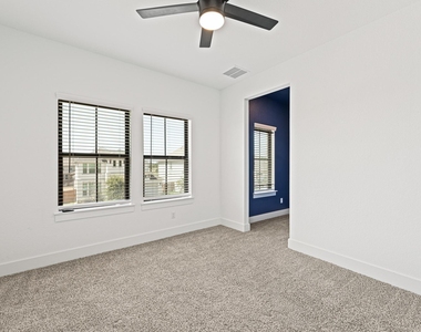 1105 Lickety Ln - Photo Thumbnail 28