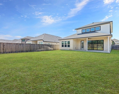 1105 Lickety Ln - Photo Thumbnail 35