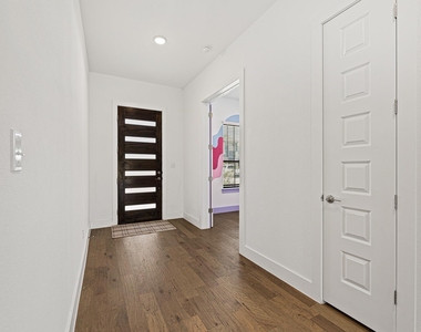1105 Lickety Ln - Photo Thumbnail 29