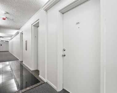 1212 Guadalupe St - Photo Thumbnail 31