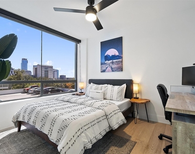 1212 Guadalupe St - Photo Thumbnail 26