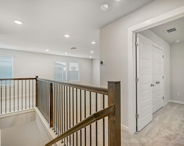 3208 Canyon River Ln - Photo Thumbnail 9