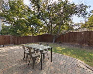 7505 Burly Oak Cir - Photo Thumbnail 18