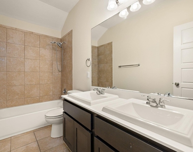 713 Carillion Dr - Photo Thumbnail 21