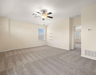 713 Carillion Dr - Photo Thumbnail 13