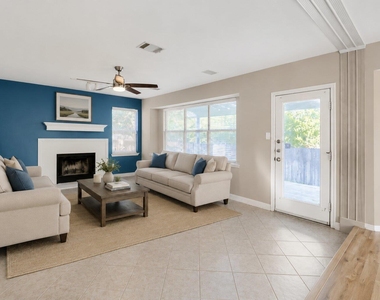 17204 Village Glen Rd - Photo Thumbnail 6