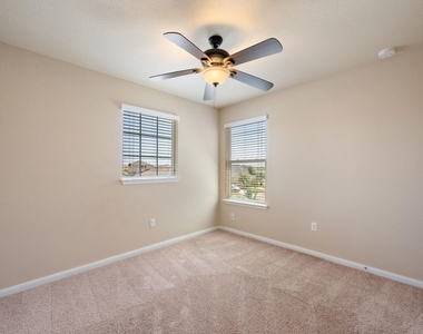 231 Northern Flicker St - Photo Thumbnail 28