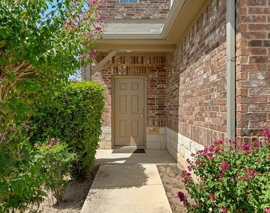 231 Northern Flicker St - Photo Thumbnail 2