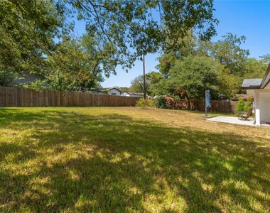 1211 Sahara Ave - Photo Thumbnail 30