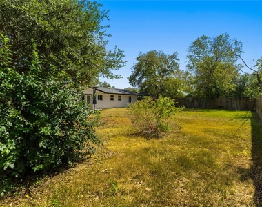 1211 Sahara Ave - Photo Thumbnail 31