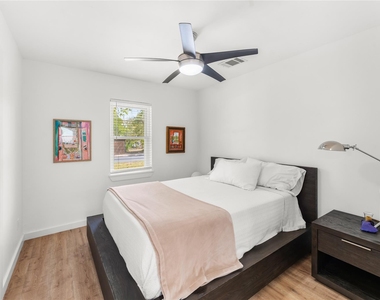 1211 Sahara Ave - Photo Thumbnail 20
