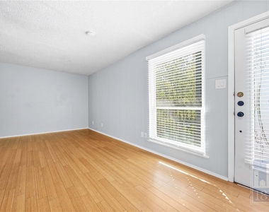 1111 W 10th St - Photo Thumbnail 7