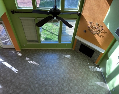 3200 Peruga Ln - Photo Thumbnail 1