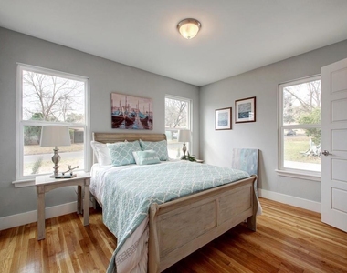 1420 Northridge Dr - Photo Thumbnail 3