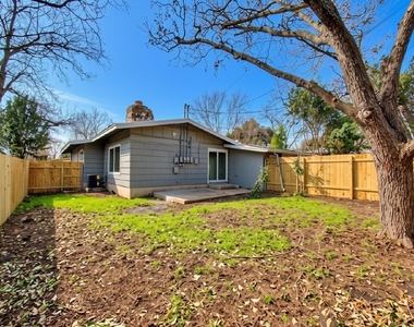 1420 Northridge Dr - Photo Thumbnail 4