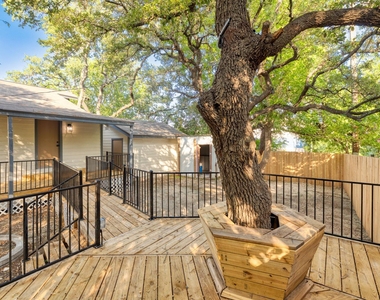 10808 Ridgeway St - Photo Thumbnail 24