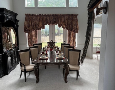 404 Aria Dr - Photo Thumbnail 3