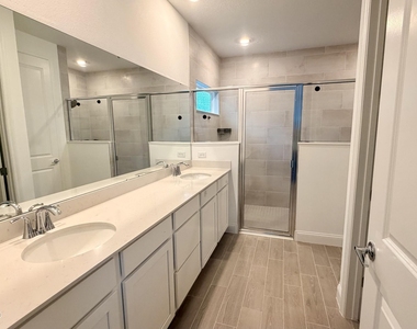282 Higgins Loop - Photo Thumbnail 11