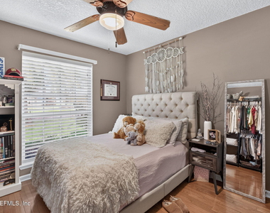 1419 Dahoon Way - Photo Thumbnail 7