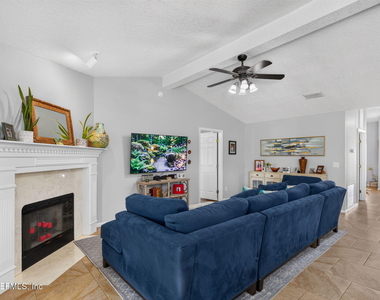 1419 Dahoon Way - Photo Thumbnail 16