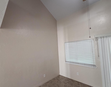 1225 Songbird Lane - Photo Thumbnail 3