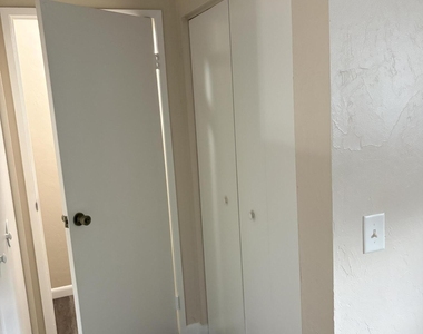 1225 Songbird Lane - Photo Thumbnail 7