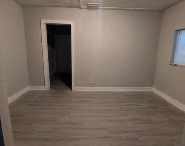 2274 Orchard Street - Photo Thumbnail 4